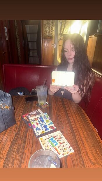 Full leaked Sophie thatcher private onlyfans photo