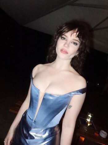 Full leaked Sophie thatcher private onlyfans photo