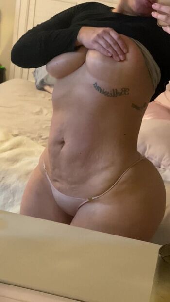 Full leaked Sophie thebody private onlyfans photo