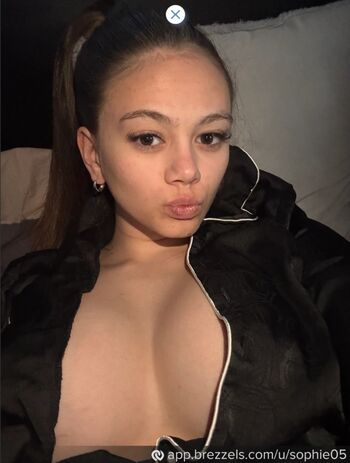 _.sophie05._