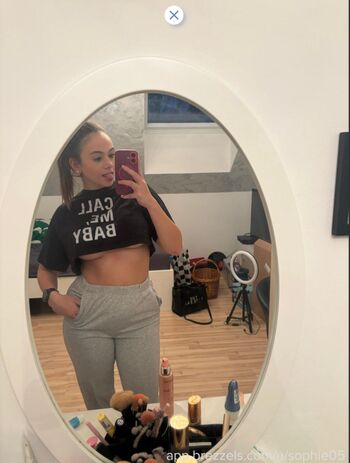 _.sophie05._