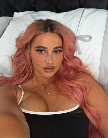 Full leaked Sophiesnazz private onlyfans photo