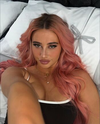 Full leaked Sophiesnazz private onlyfans photo