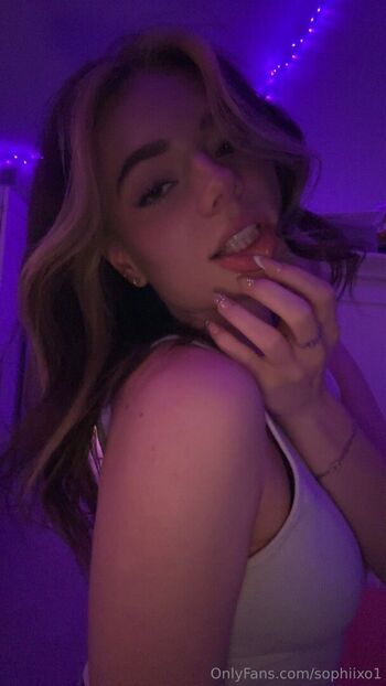 sophiixo1