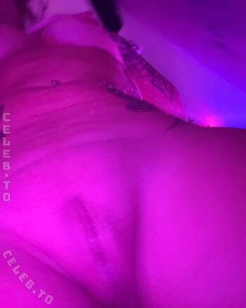 Full leaked Sophioosh private onlyfans photo