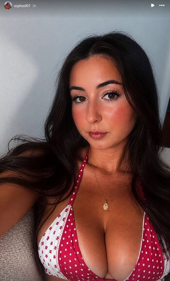 Full leaked Sophss private onlyfans photo
