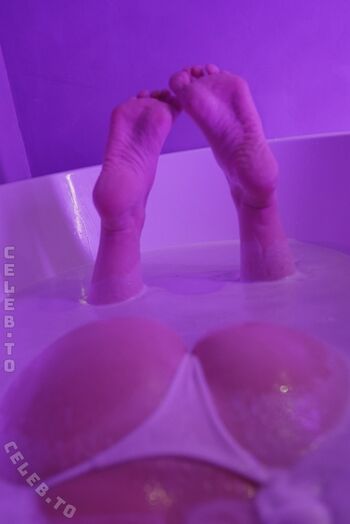 Full leaked Sorabi private onlyfans photo