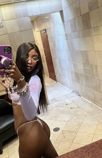 Full leaked Soultry noir private onlyfans photo