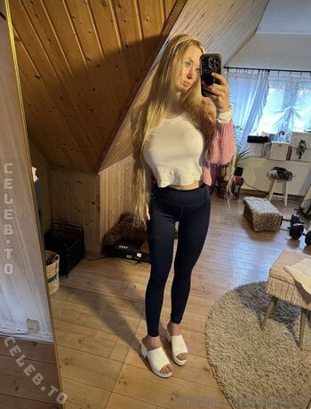 Full leaked Spicyeli private onlyfans photo