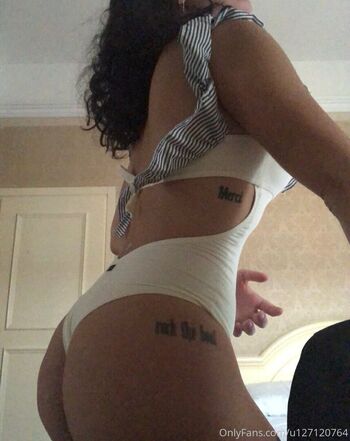 Full leaked Spinaunposted private onlyfans photo