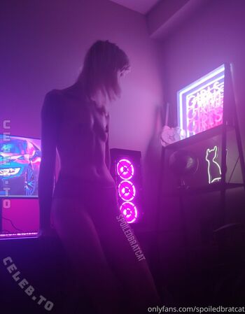 Full leaked Spoiledbratcat page private onlyfans photo
