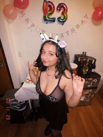 Full leaked Spookyshah private onlyfans photo