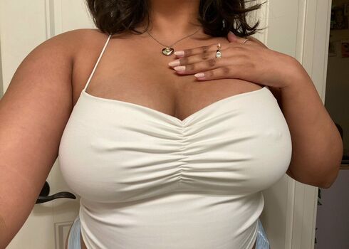 Full leaked Spookyshah private onlyfans photo