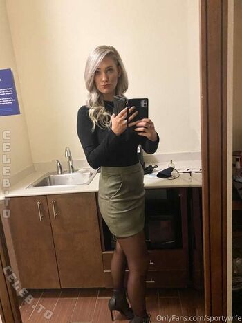 Full leaked Sportywife private onlyfans photo
