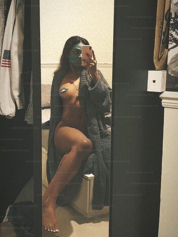 Full leaked Sri lanka private onlyfans photo