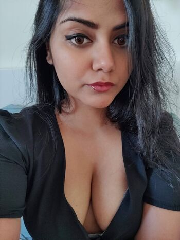 Full leaked Srishti sharma private onlyfans photo
