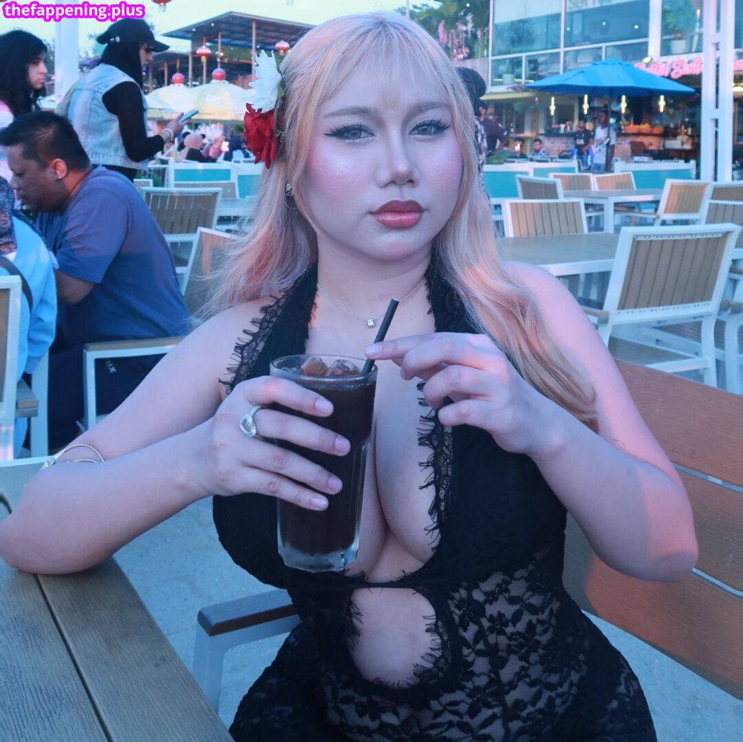 Sshifaaaaa Fotografie OnlyFans Dezbrăcată #20