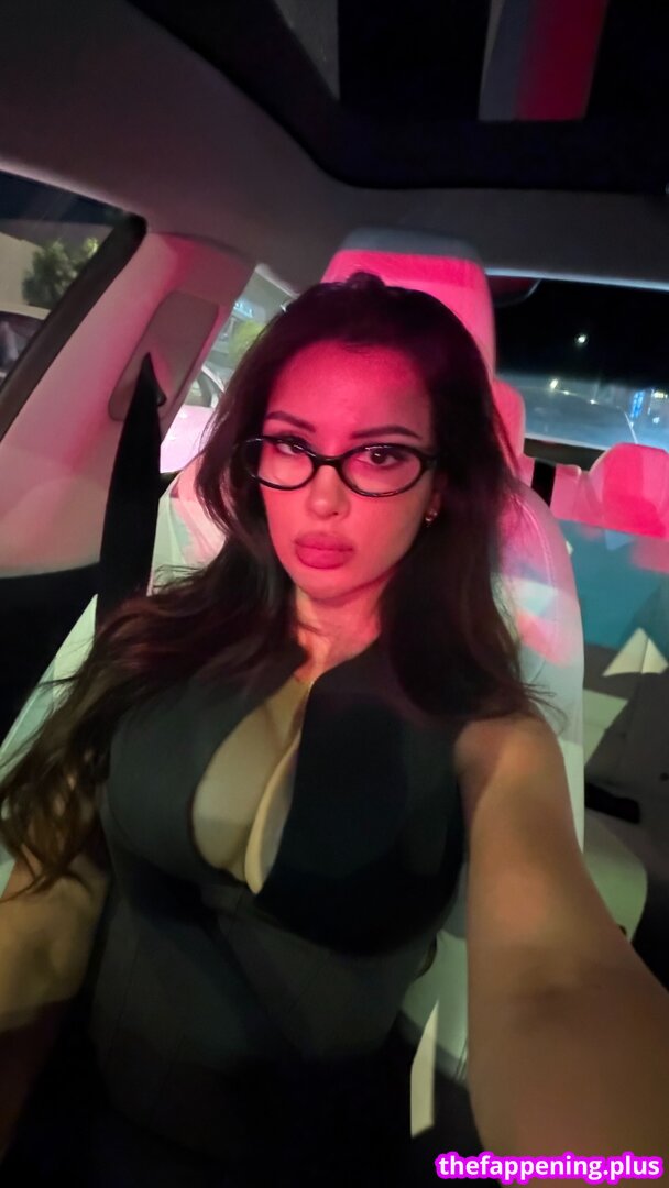 Sssniperwolf Çıplak OnlyFans Fotoğrafı #29