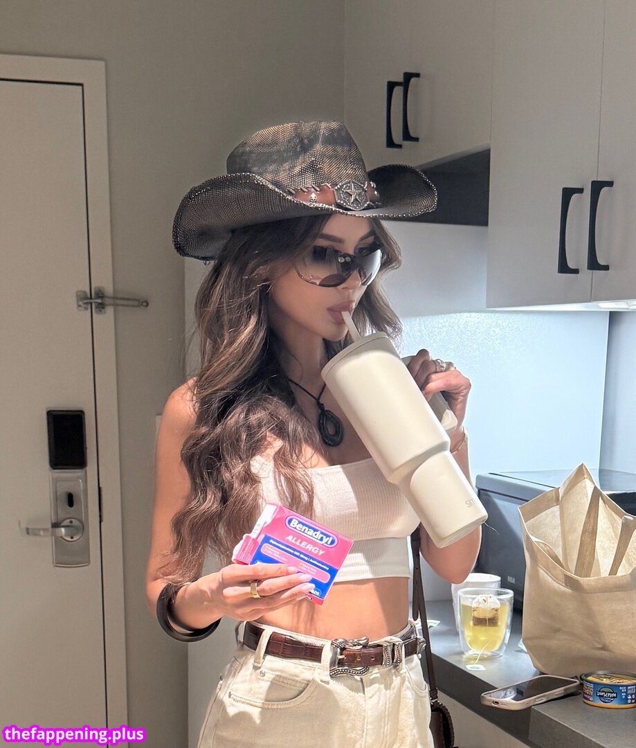 Sssniperwolf 누드 OnlyFans 사진 #79