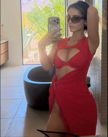 Full leaked Sssniperwolf private onlyfans photo