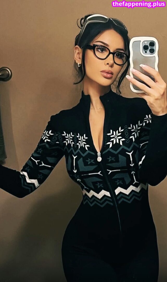 Sssniperwolf Çıplak OnlyFans Fotoğrafı #177