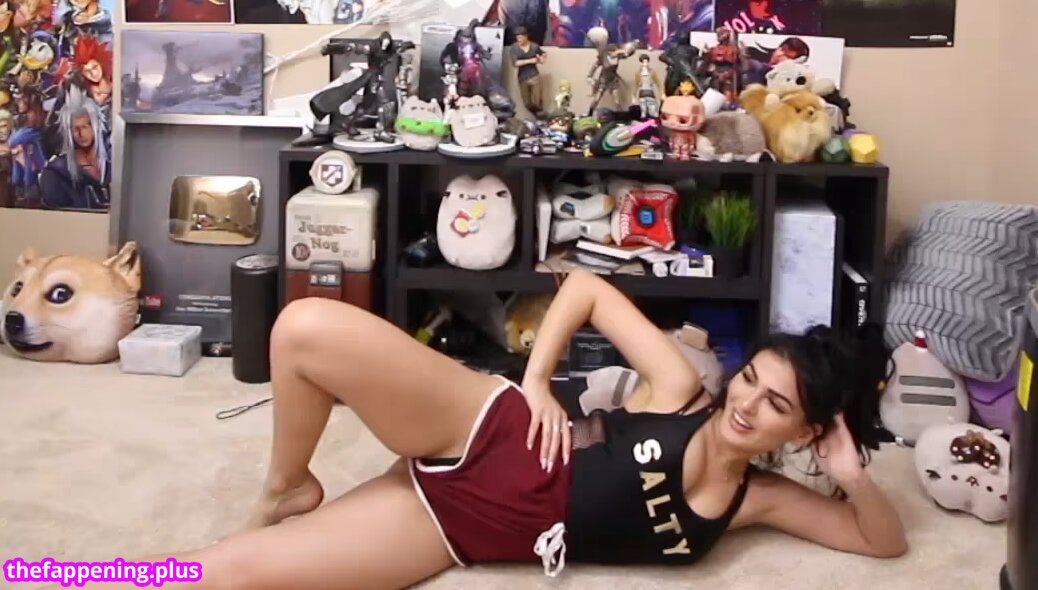 Sssniperwolf नग्न OnlyFans फोटो #182