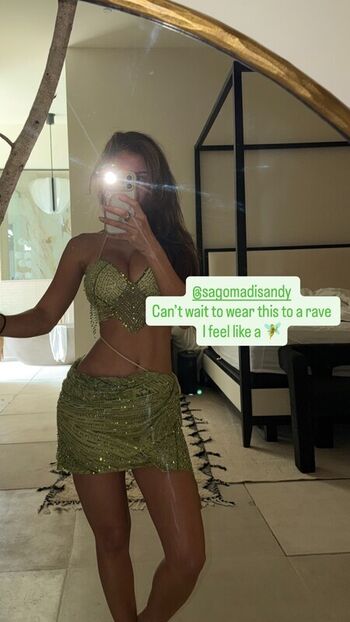 Full leaked Sssniperwolf private onlyfans photo