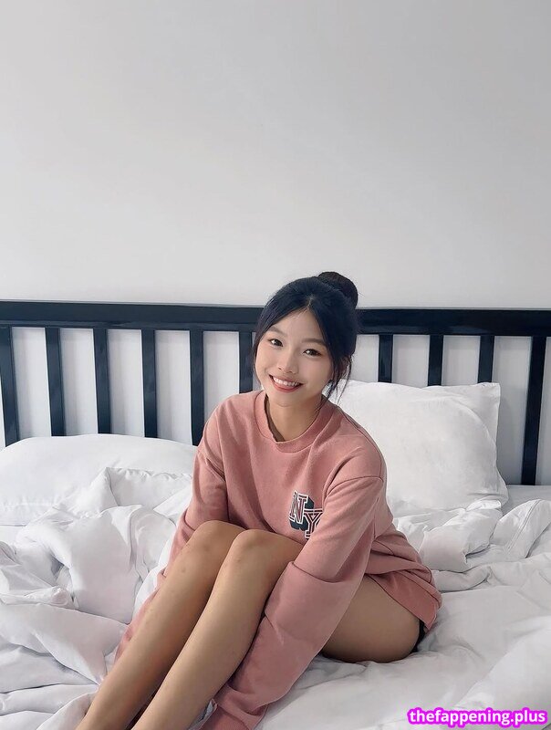 Sssxin_n / Susuu Xin Fotografie OnlyFans Dezbrăcată #6