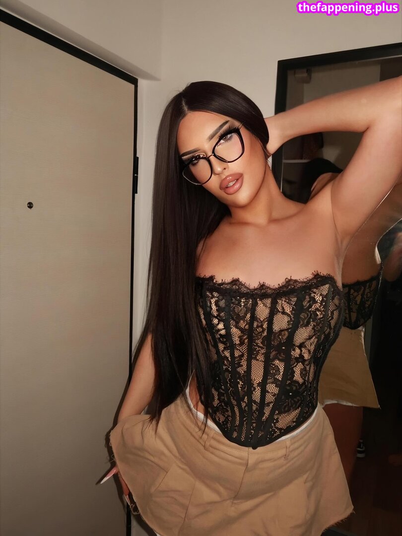 ssteevanovicc Fotografie OnlyFans Dezbrăcată #6