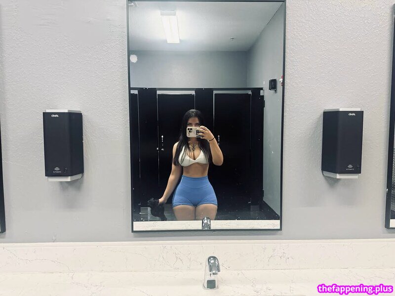 _.sashasanchez / limerince / ssxcszz Fotografie OnlyFans Dezbrăcată #8