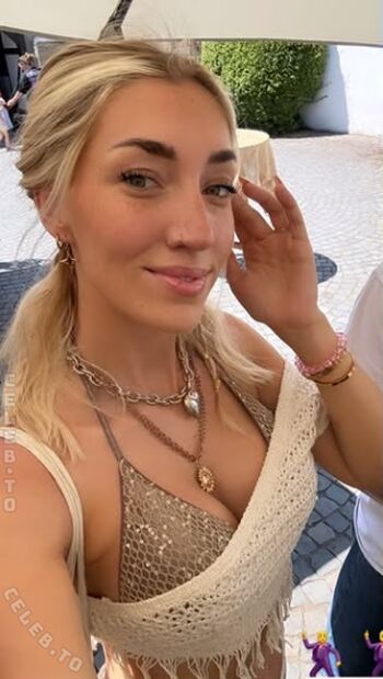 Full leaked Starletnova private onlyfans photo