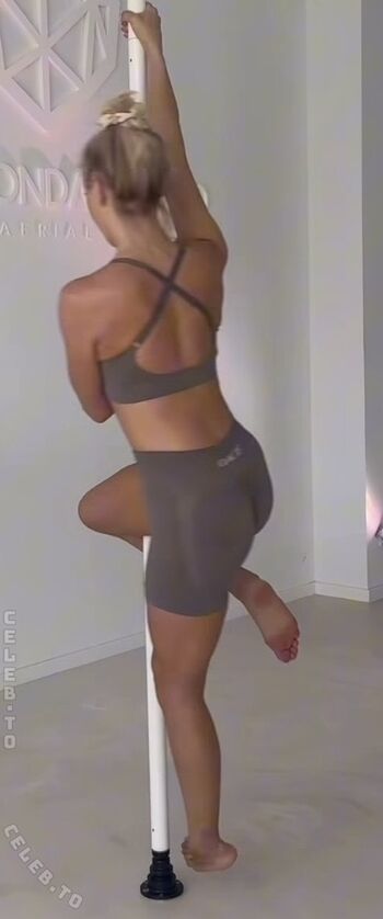 Full leaked Starletnova private onlyfans photo