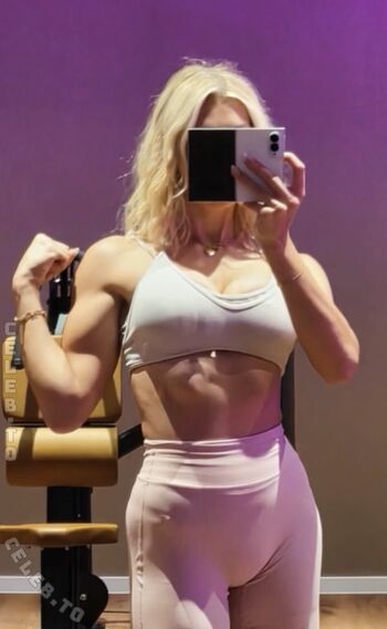 Full leaked Starletnova private onlyfans photo