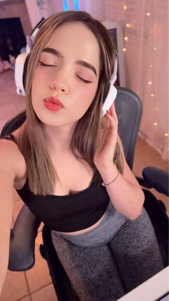 Full leaked Staryuuki page private onlyfans photo