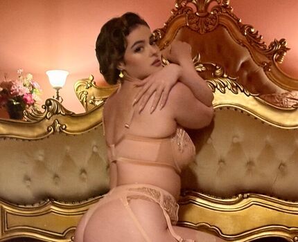 Full leaked Stefania ferrario  page private onlyfans photo