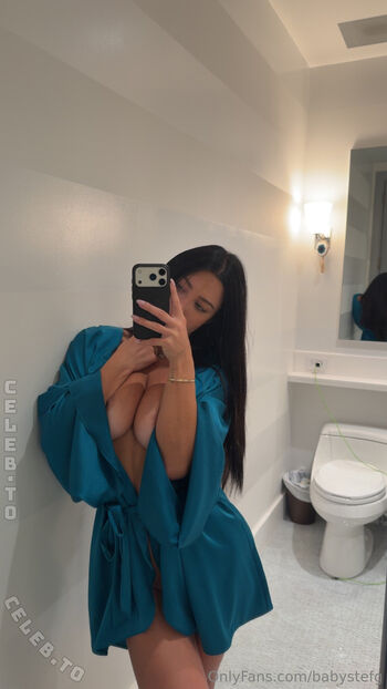 Full leaked Stefanie gurzanski private onlyfans photo