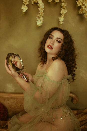 Stephanie Oustalet