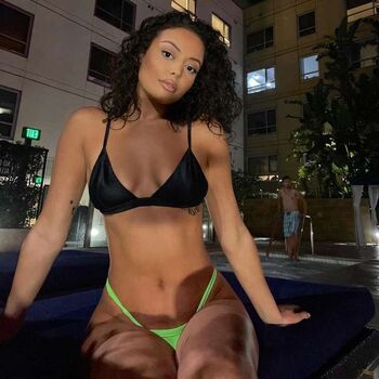 Full leaked Stephhnextdoor private onlyfans photo