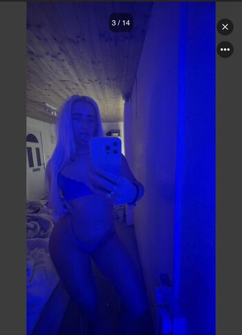 Full leaked Stevie leigh private onlyfans photo