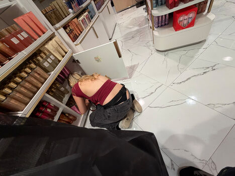 Full leaked String voyeur private onlyfans photo