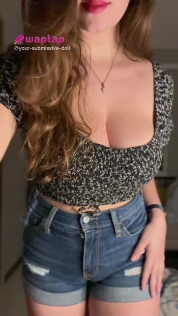 submissivedoll