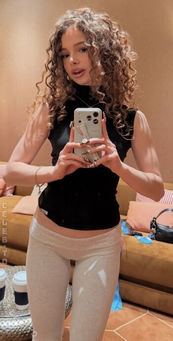 Full leaked Sunday kalogeras page private onlyfans photo