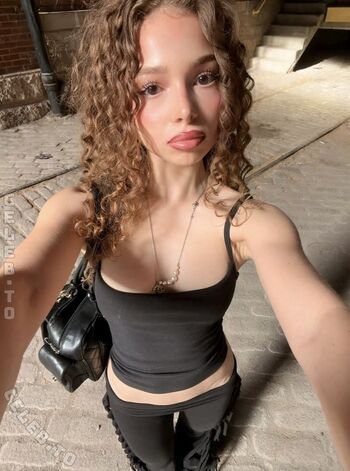 Full leaked Sunday kalogeras private onlyfans photo