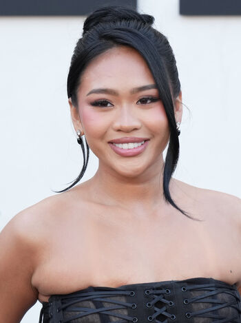 Full leaked Suni lee private onlyfans photo