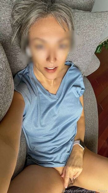 Full leaked Sunnie dayz private onlyfans photo