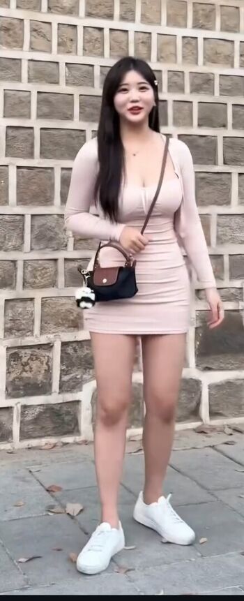 Full leaked Sunwoo page private onlyfans photo