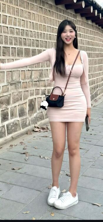 Full leaked Sunwoo page private onlyfans photo