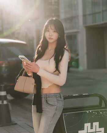 Full leaked Sunwoo page private onlyfans photo