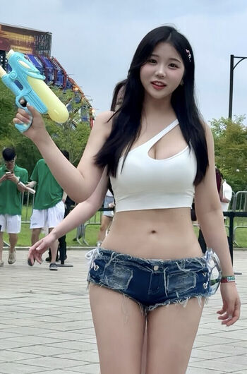 Full leaked Sunwoo page private onlyfans photo