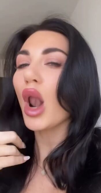 Full leaked Suppasamm private onlyfans photo